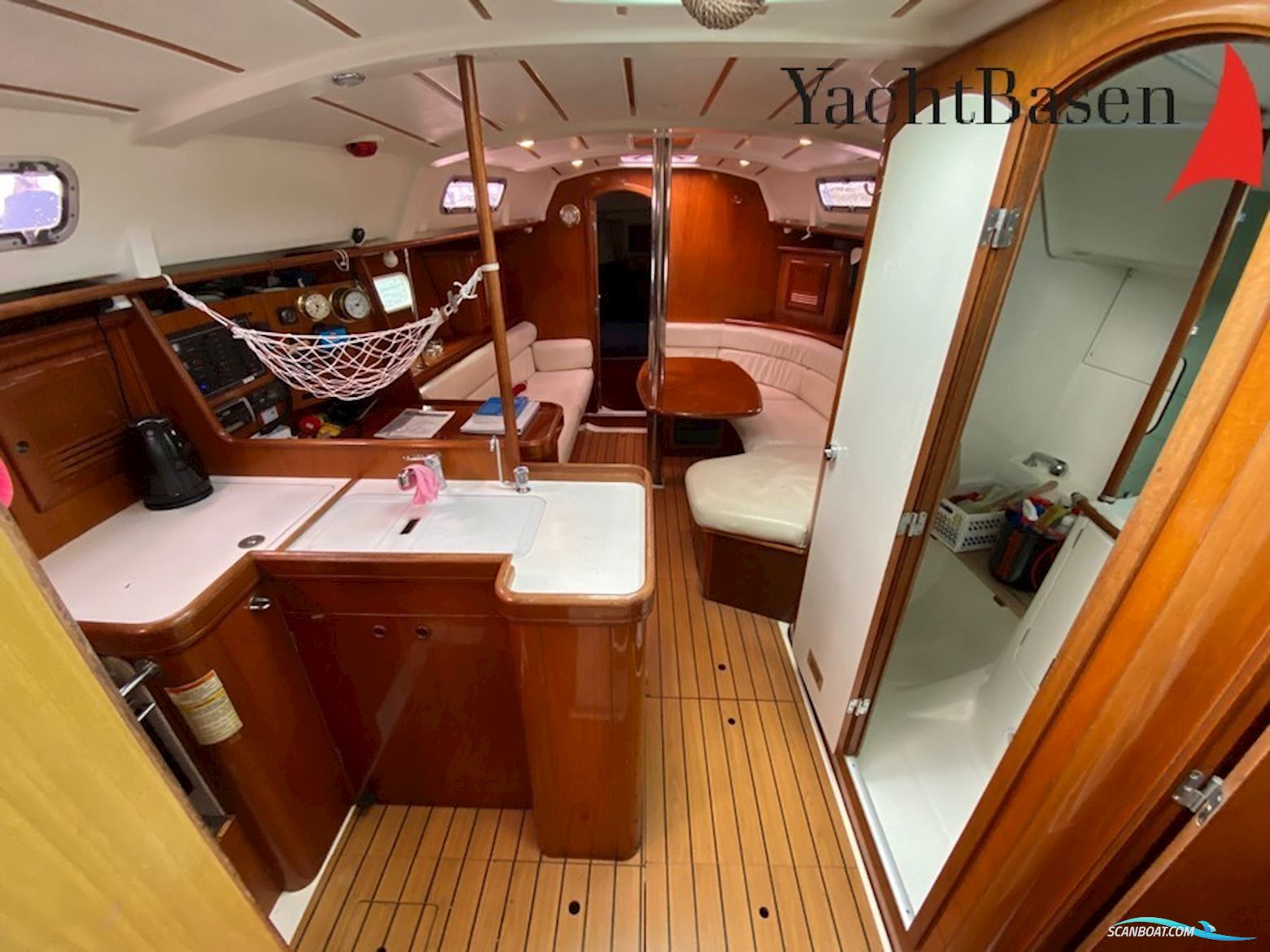 Beneteau Oceanis 362