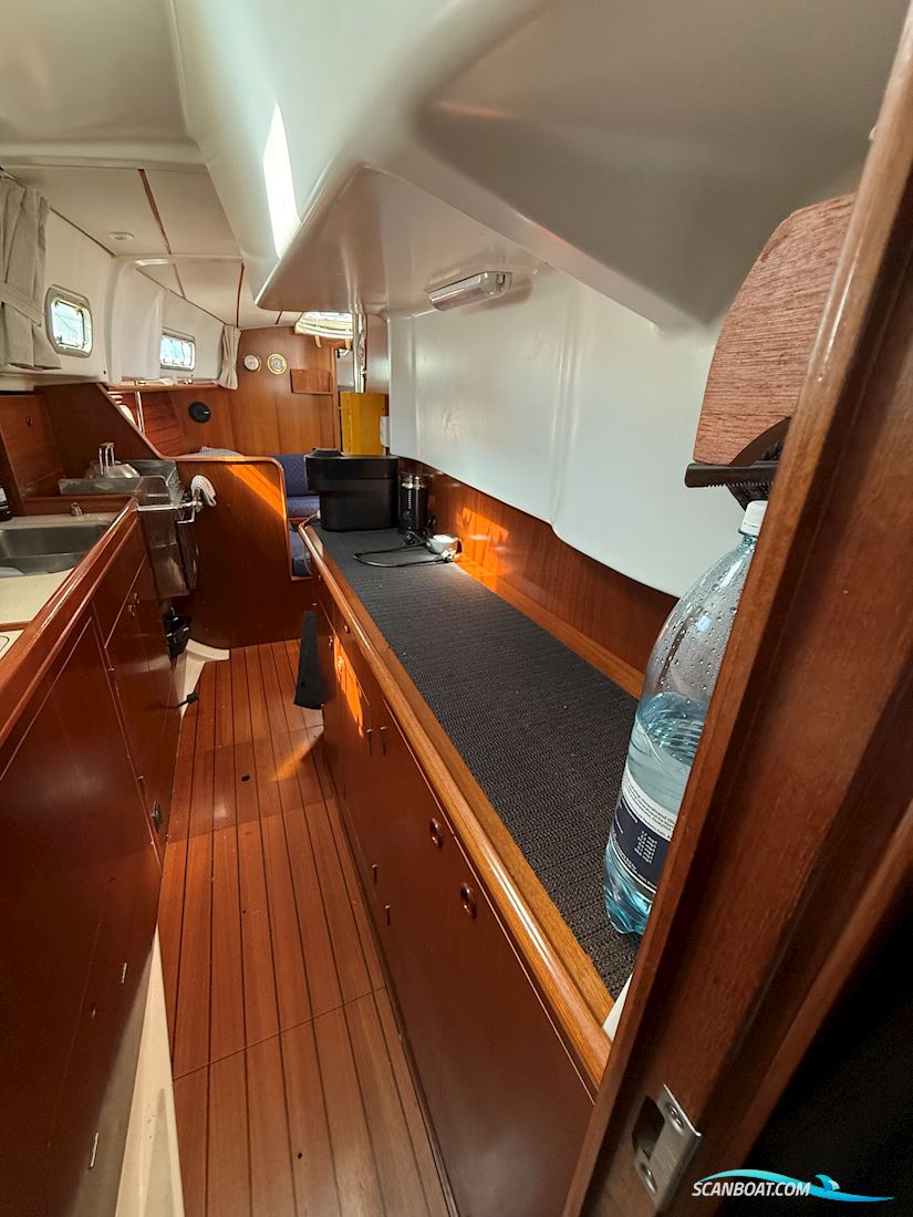 Beneteau Oceanis 36CC