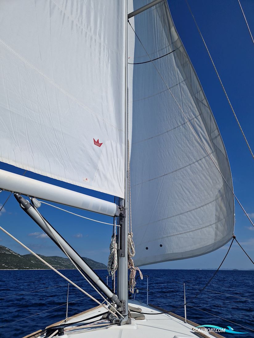 Beneteau Oceanis 37