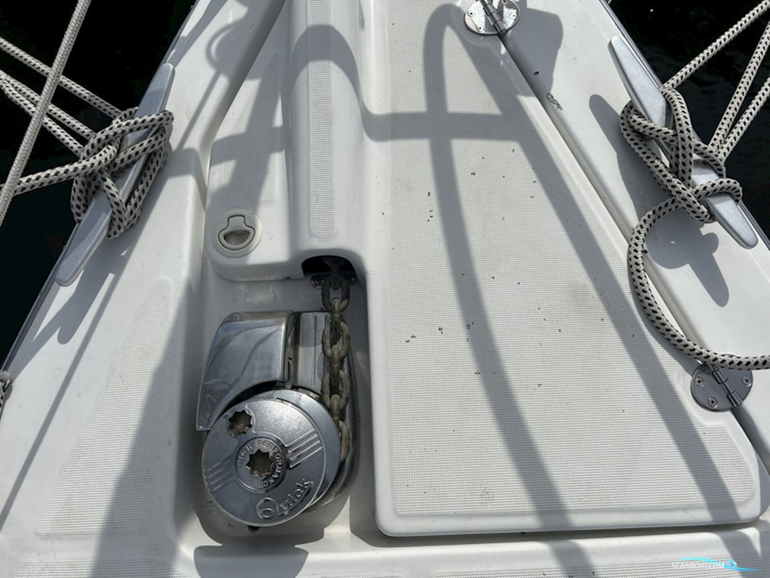 Beneteau Oceanis 37