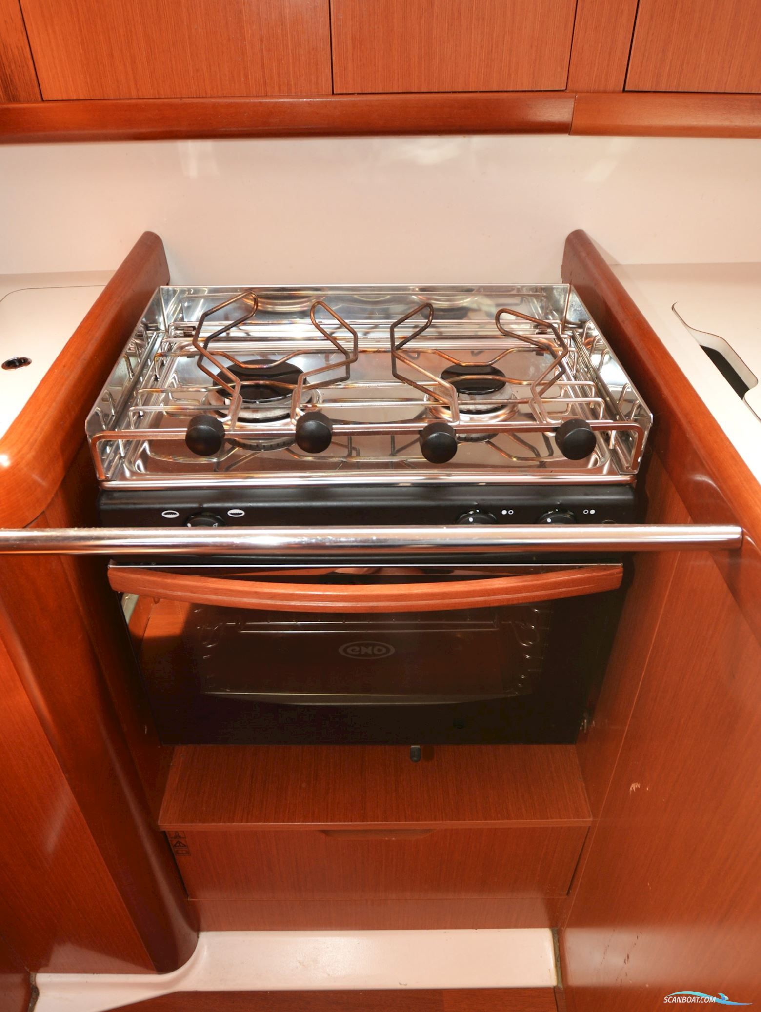 Beneteau Oceanis 37