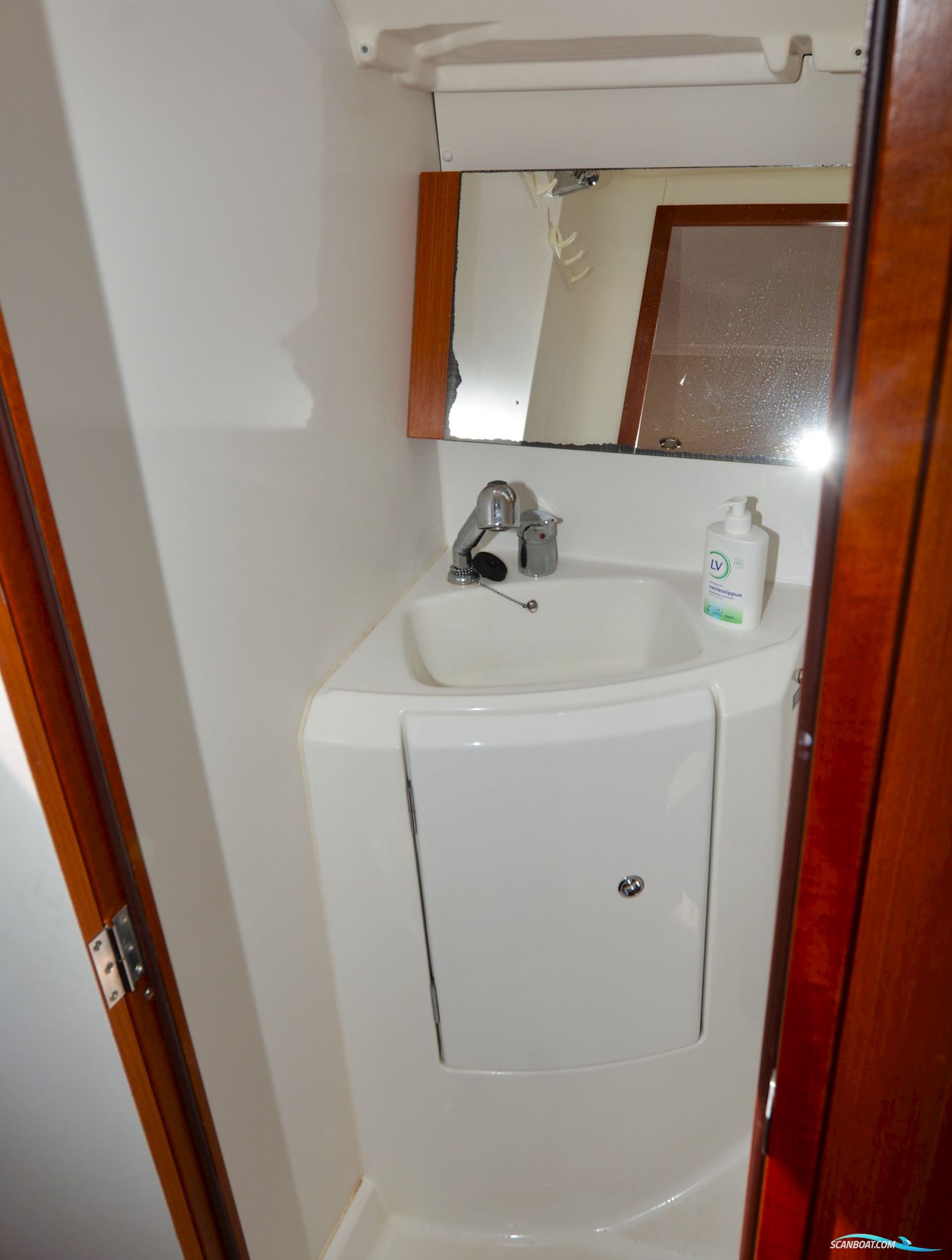 Beneteau Oceanis 37