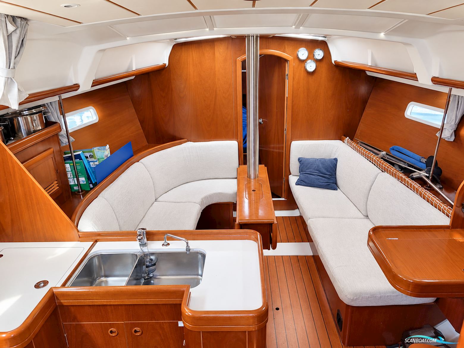 Beneteau Oceanis 373 Clipper