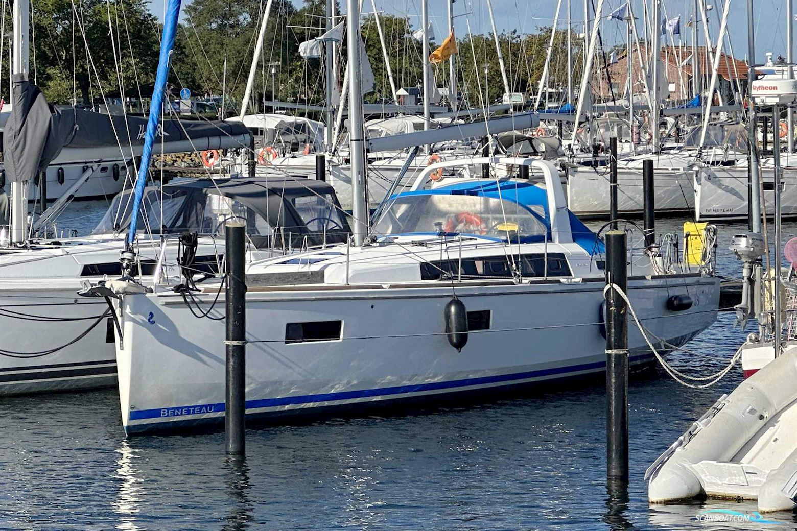 Beneteau Oceanis 38