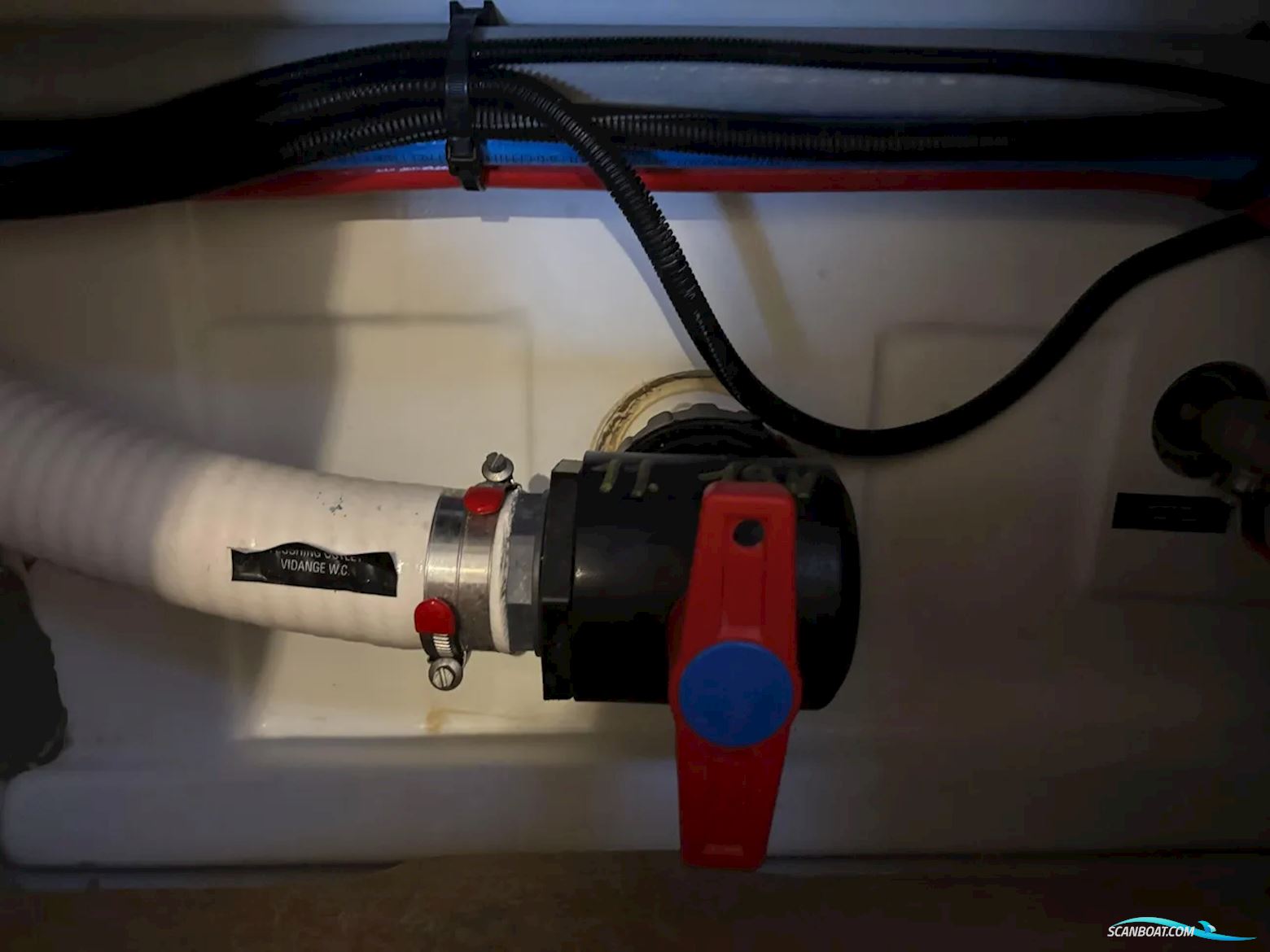 Beneteau Oceanis 38.1