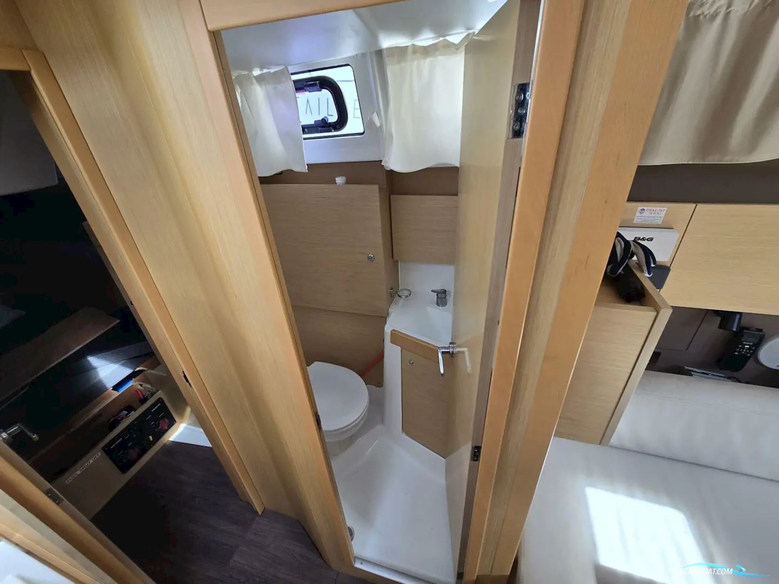 Beneteau Oceanis 38.1