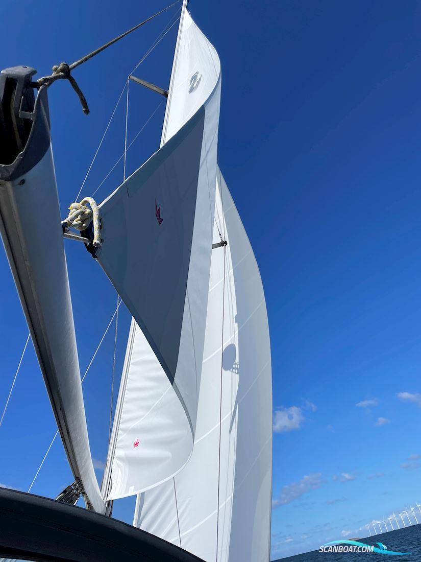 Beneteau Oceanis 381