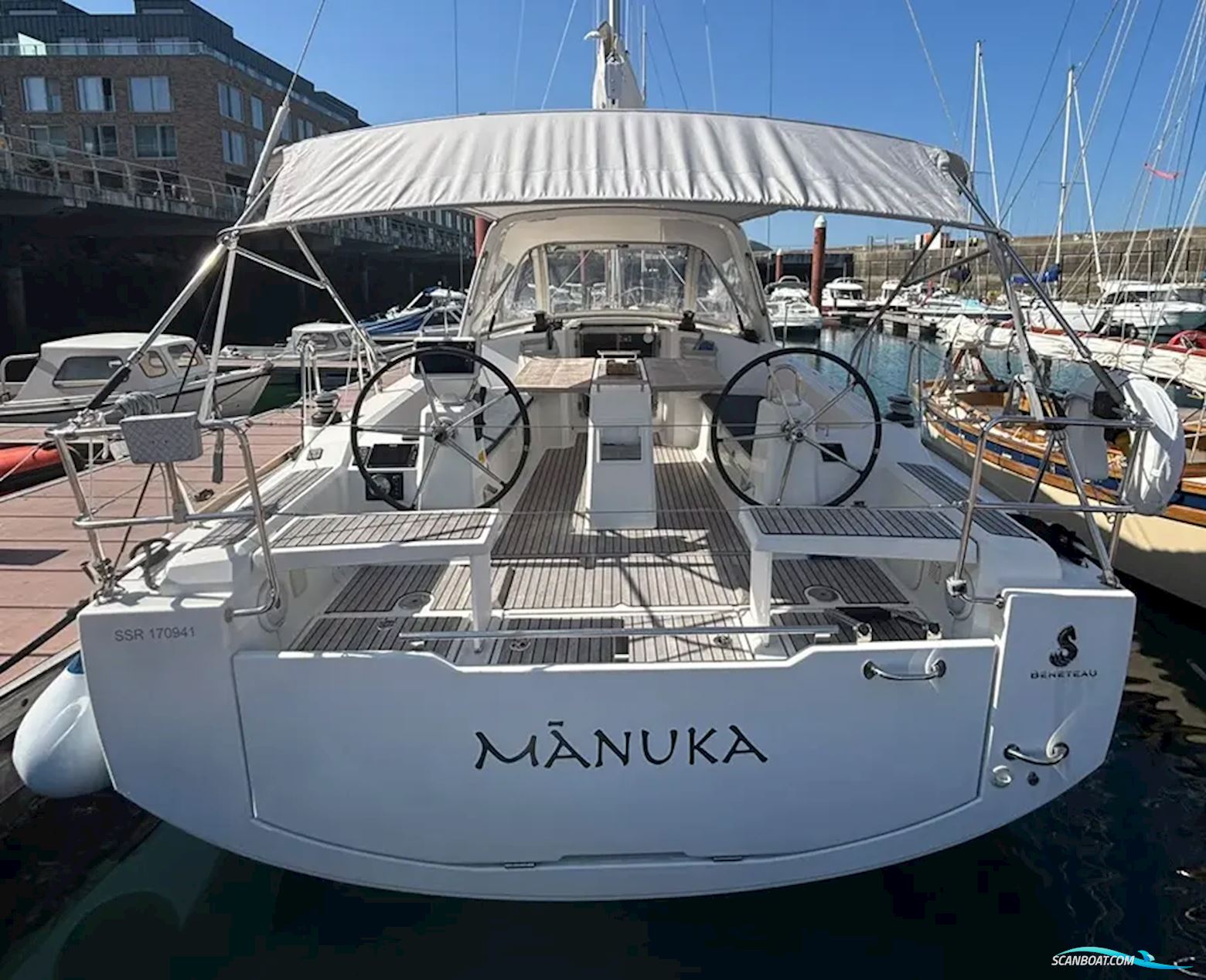 Beneteau Oceanis 38.1