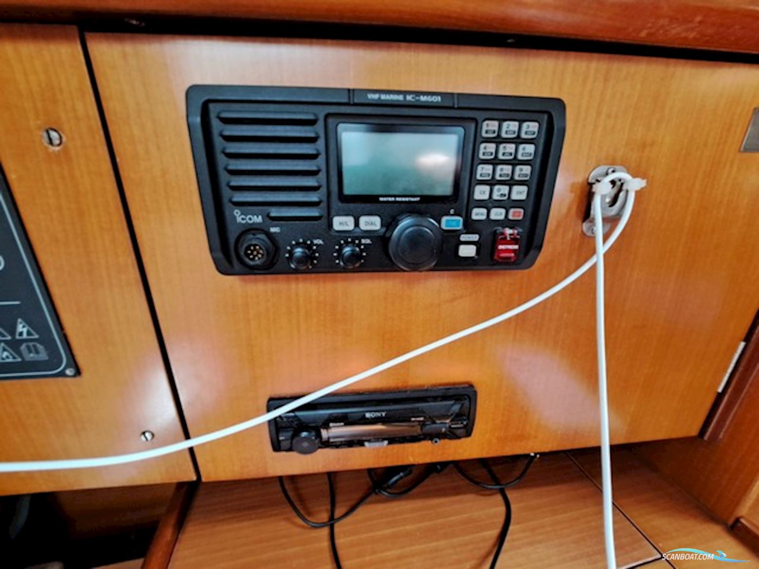 Beneteau Oceanis 393