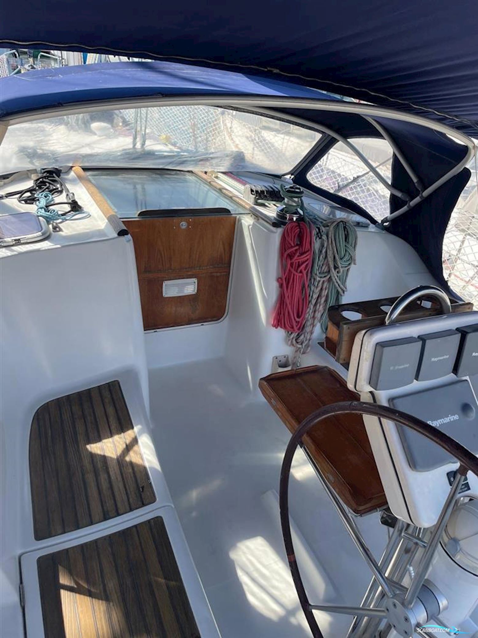 Beneteau Oceanis 393