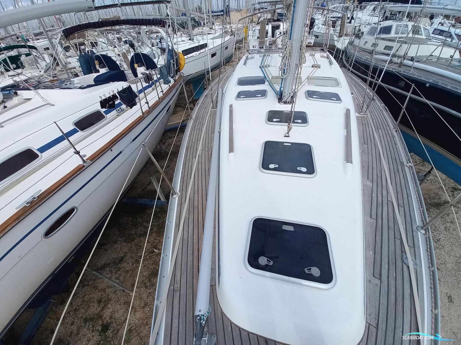 Beneteau Oceanis 393