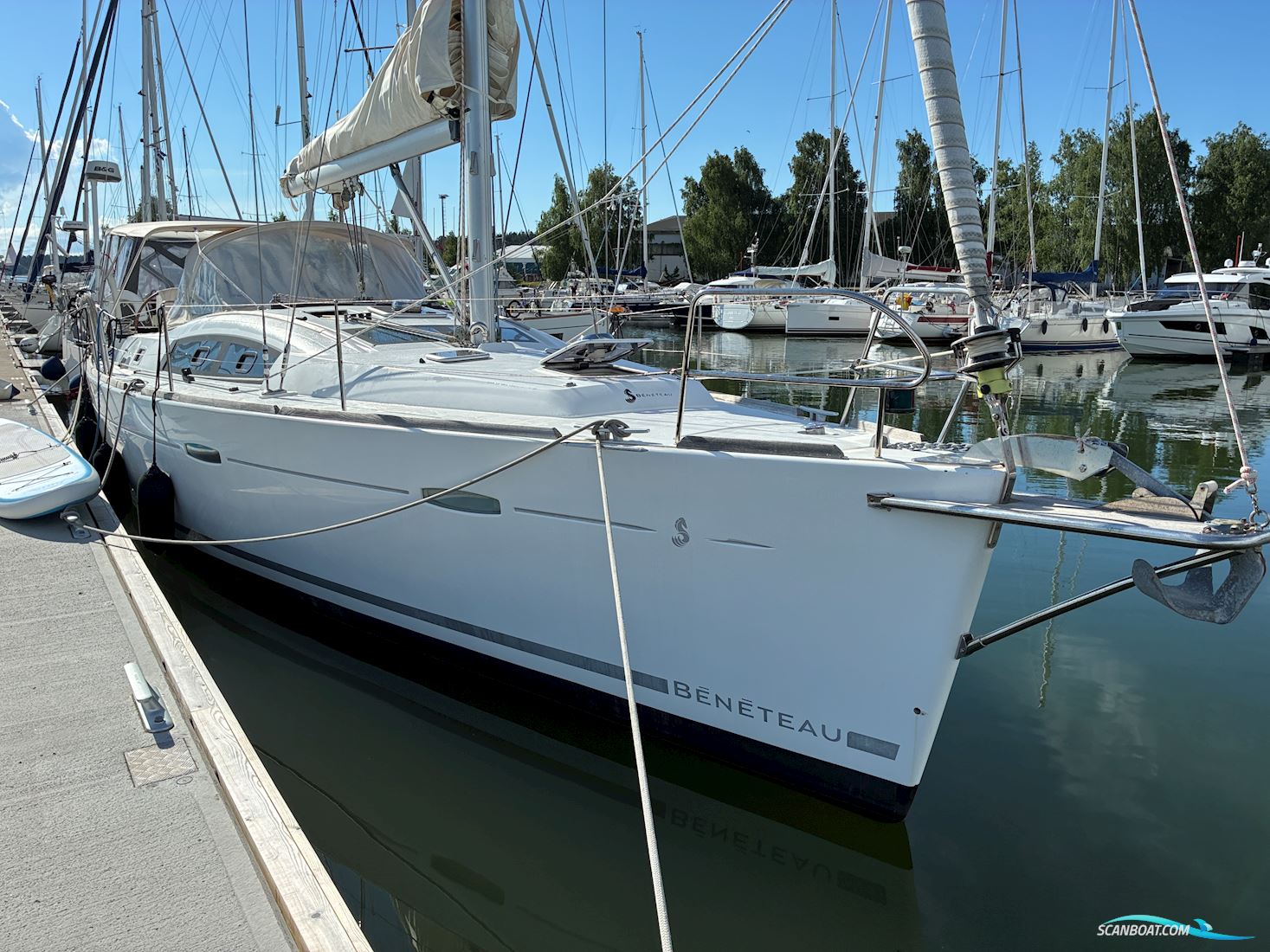 Beneteau Oceanis 40 Bov Propel–Ikke Teakdæk