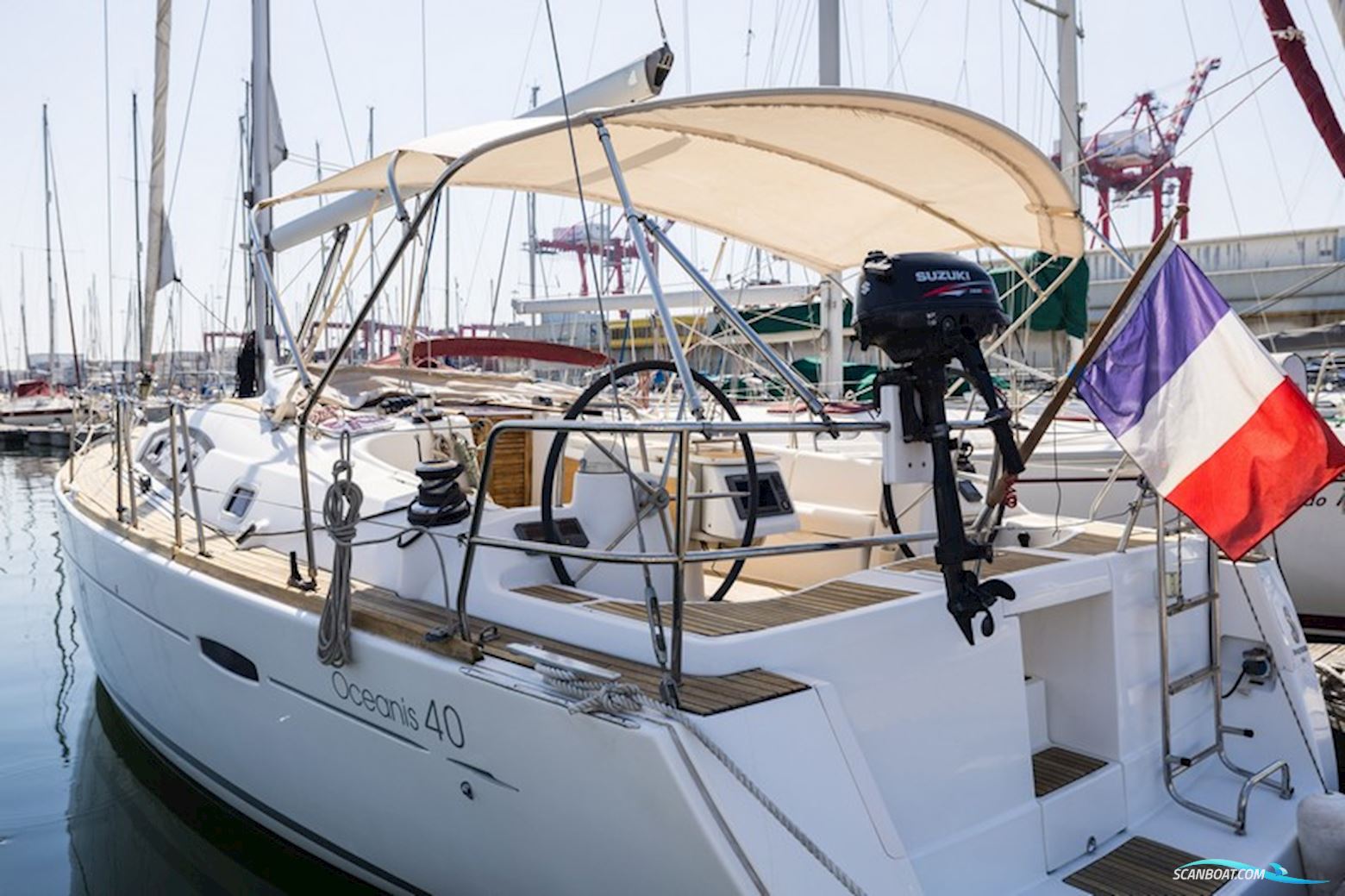 Beneteau Oceanis 40