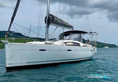 Beneteau Oceanis 40 Zeilboten 2010, met Yanmar 3JH4E motor, Martinique