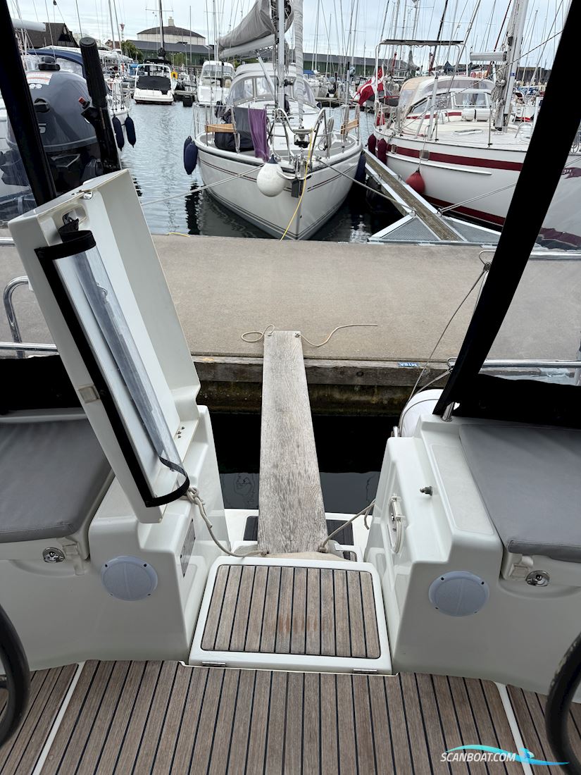Beneteau Oceanis 40