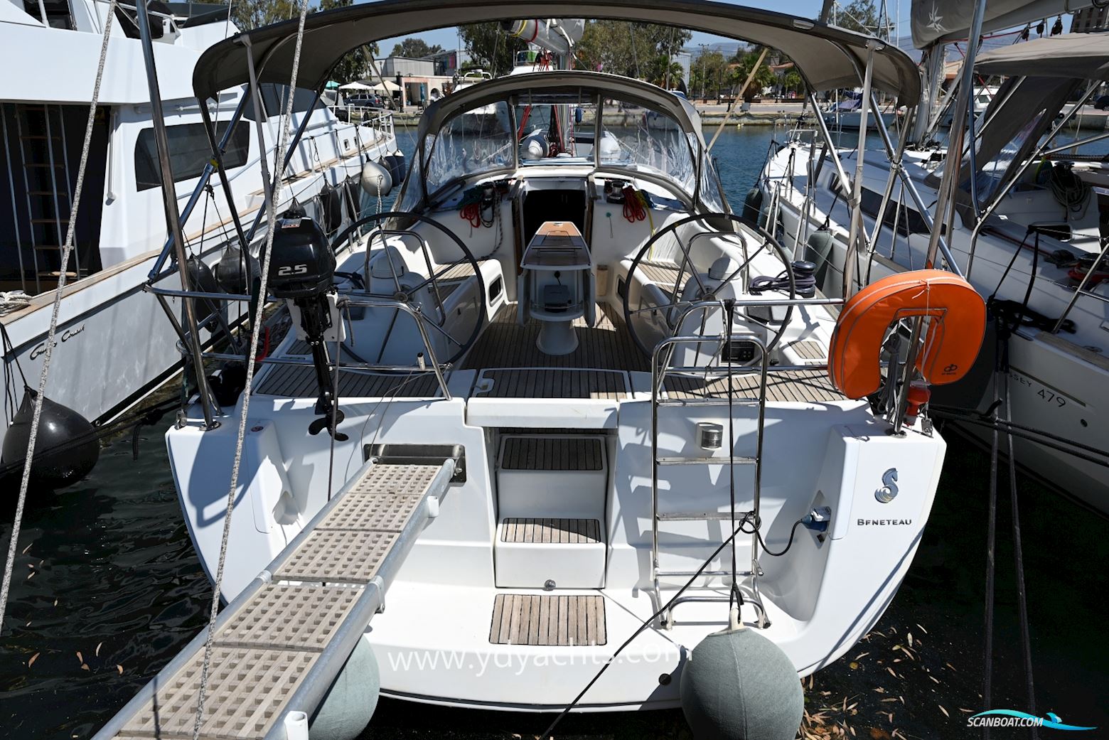 Beneteau Oceanis 40