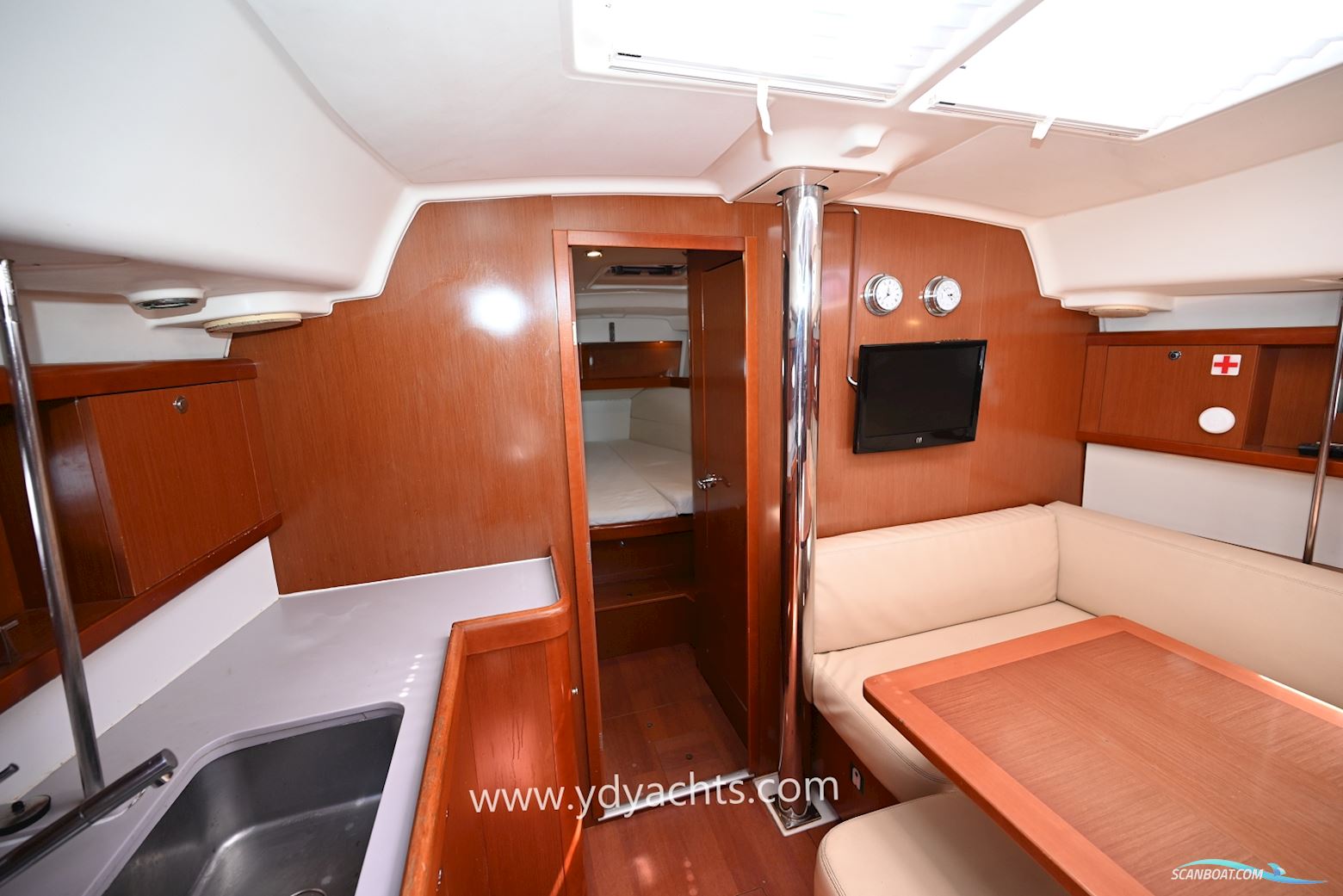 Beneteau Oceanis 40