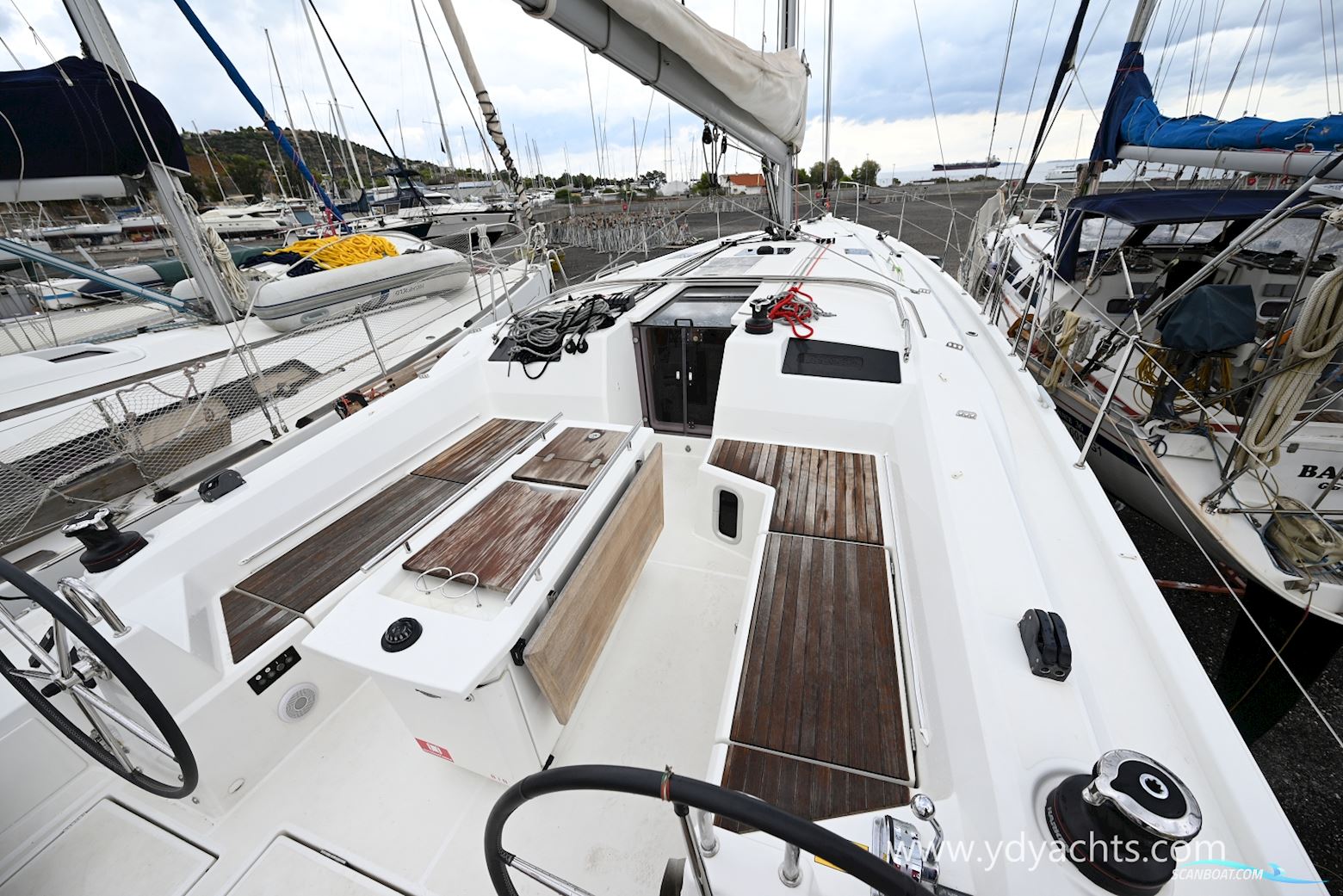Beneteau Oceanis 40.1 Owner's Version