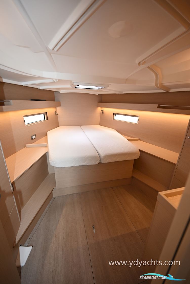Beneteau Oceanis 40.1 Owner's Version