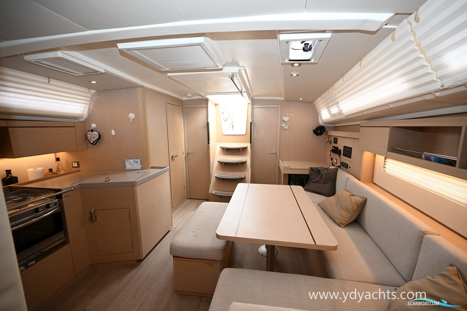 Beneteau Oceanis 40.1 Owner's Version