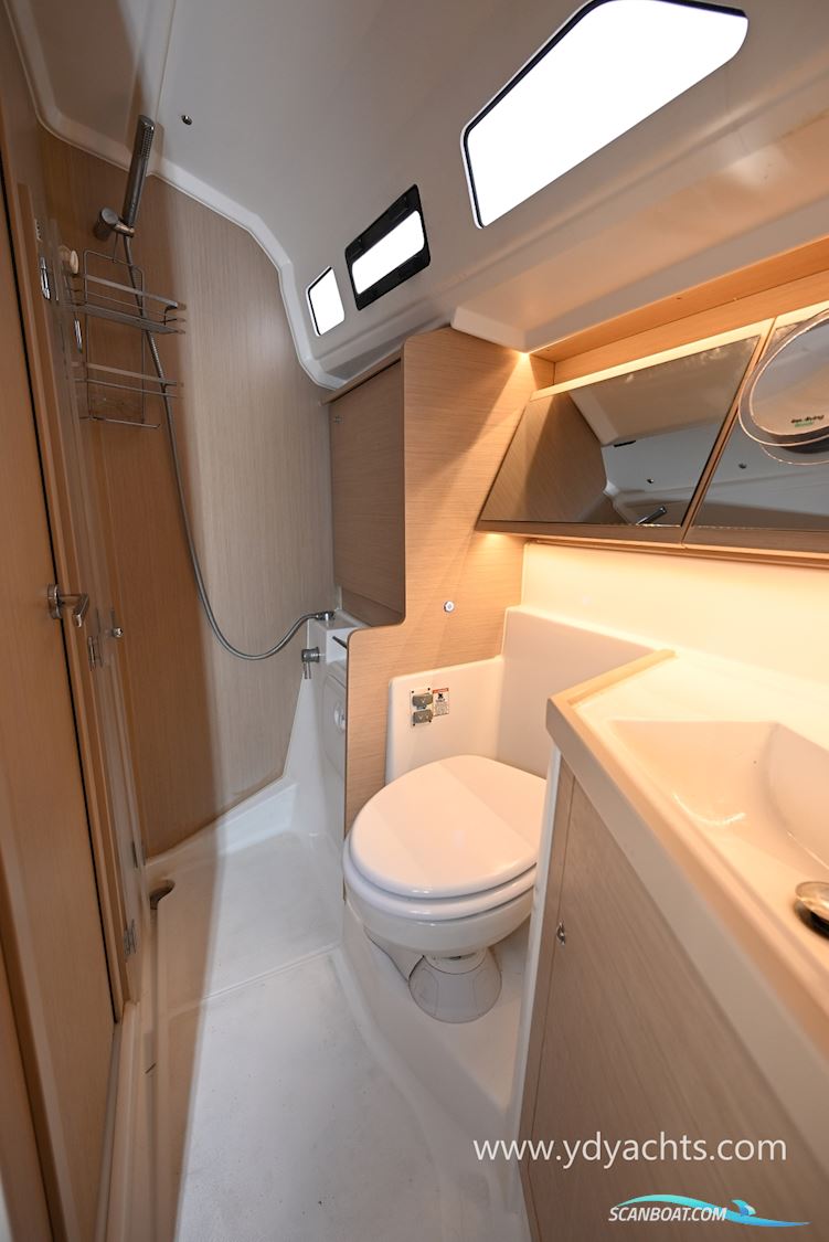 Beneteau Oceanis 40.1 Owner's Version