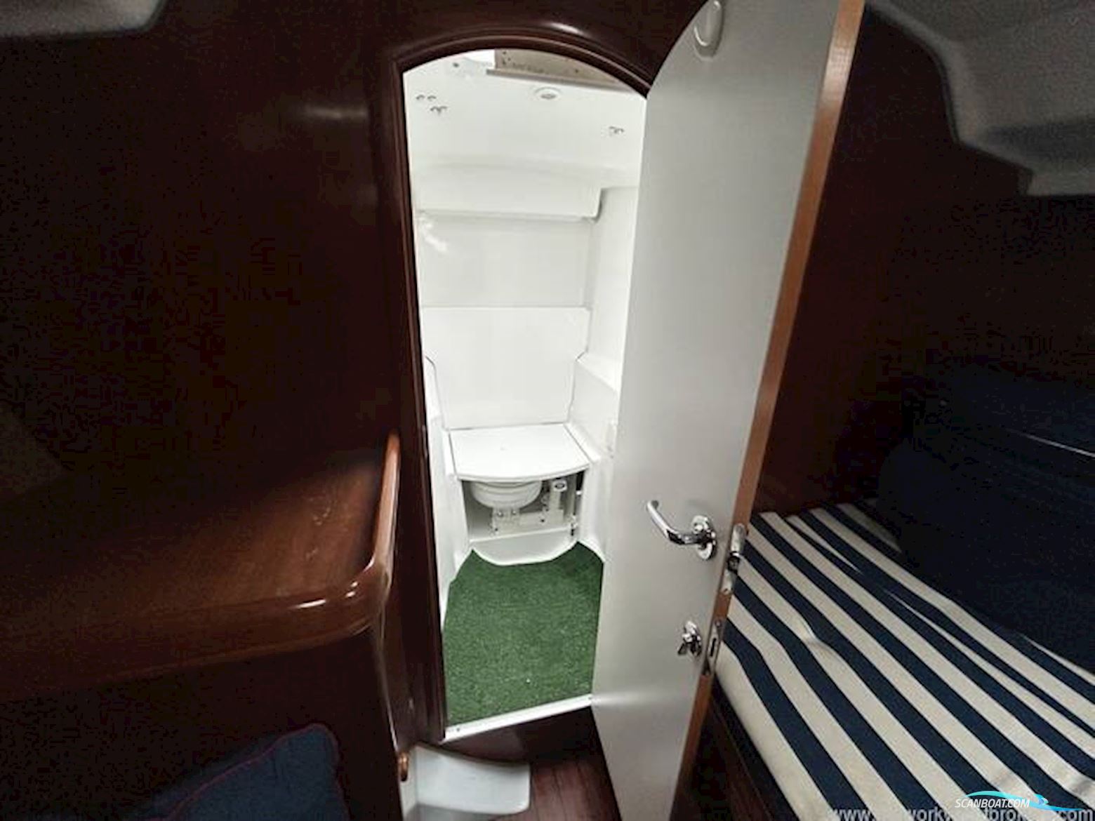 Beneteau Oceanis 411 Celebration