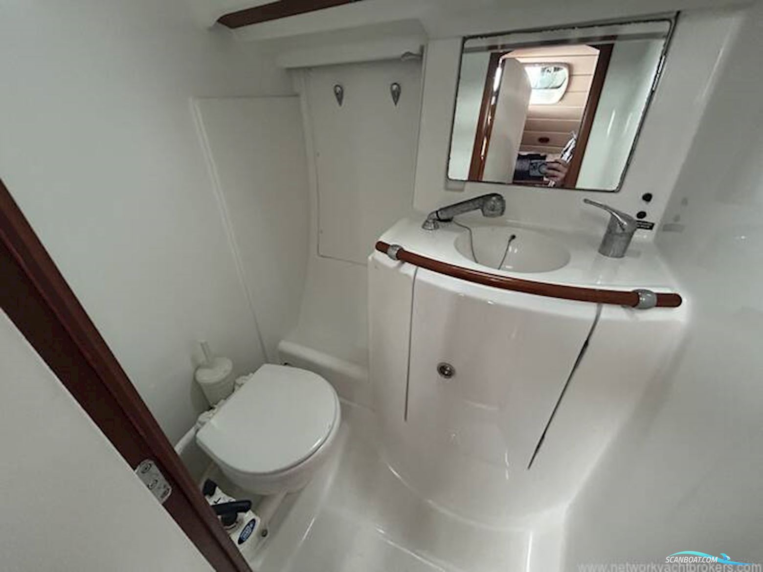 Beneteau Oceanis 411 Celebration