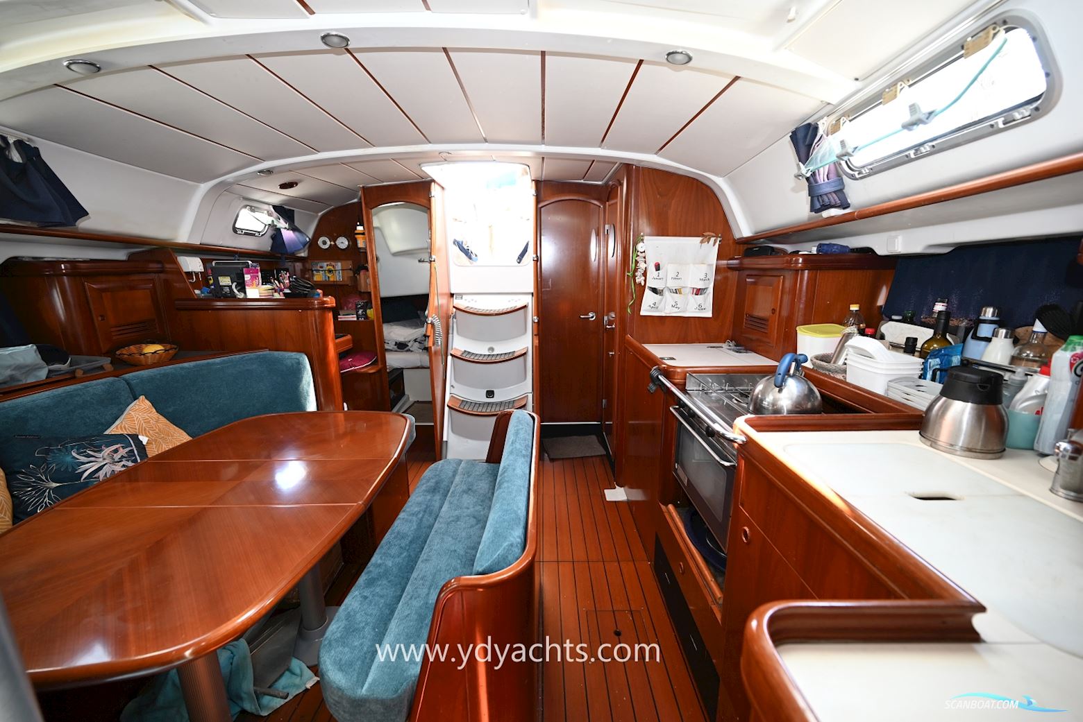 Beneteau Oceanis 411 Clipper Celebration