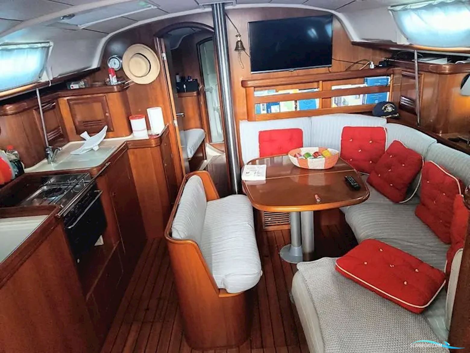 Beneteau Oceanis 411