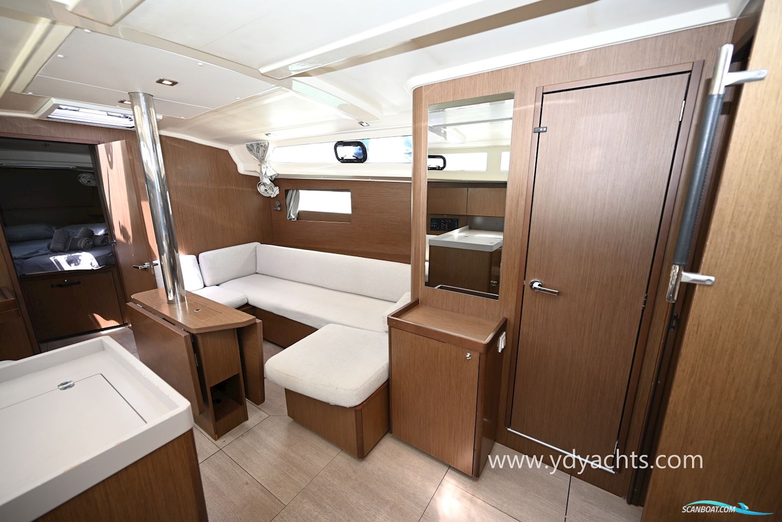 Beneteau Oceanis 41.1