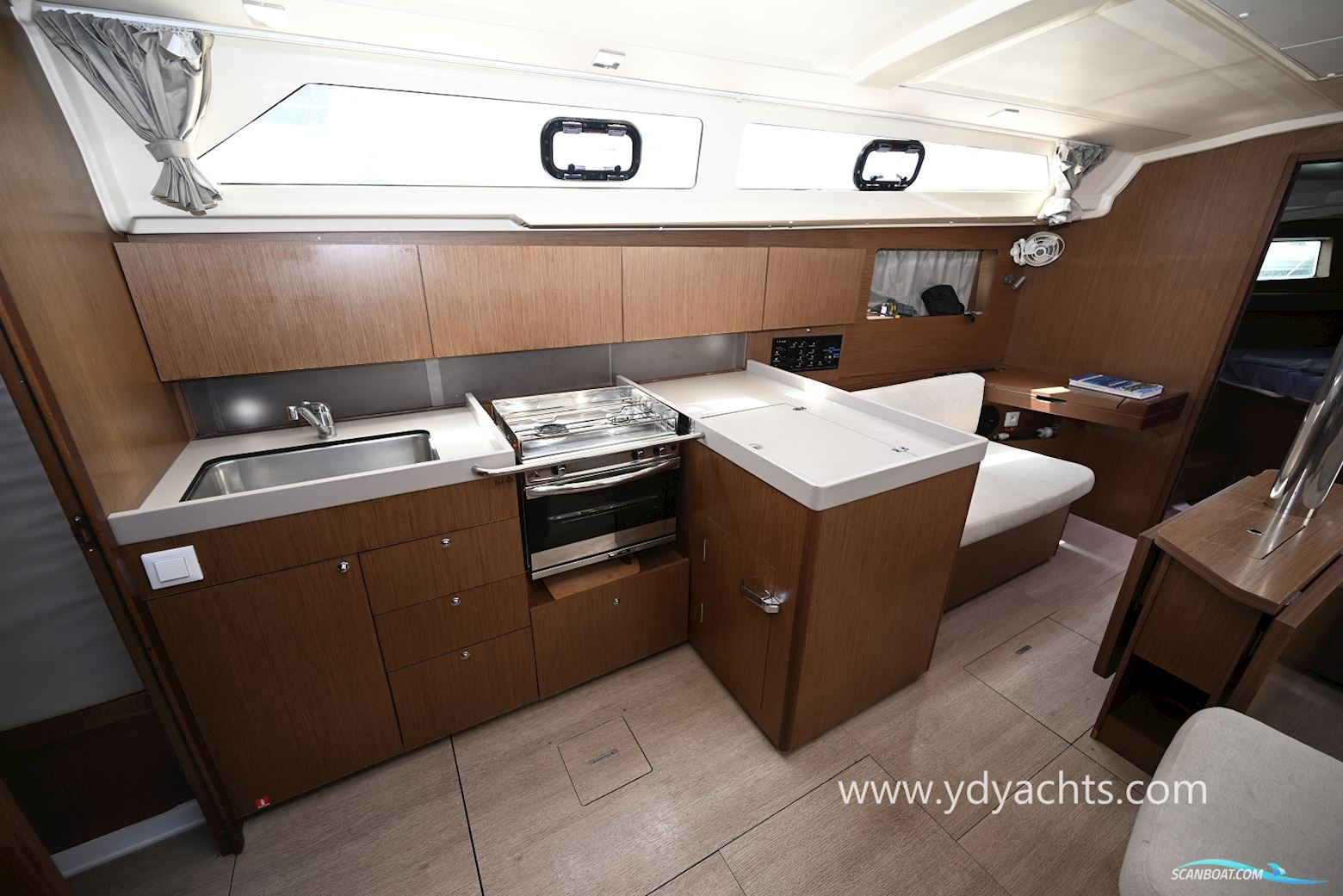 Beneteau Oceanis 41.1
