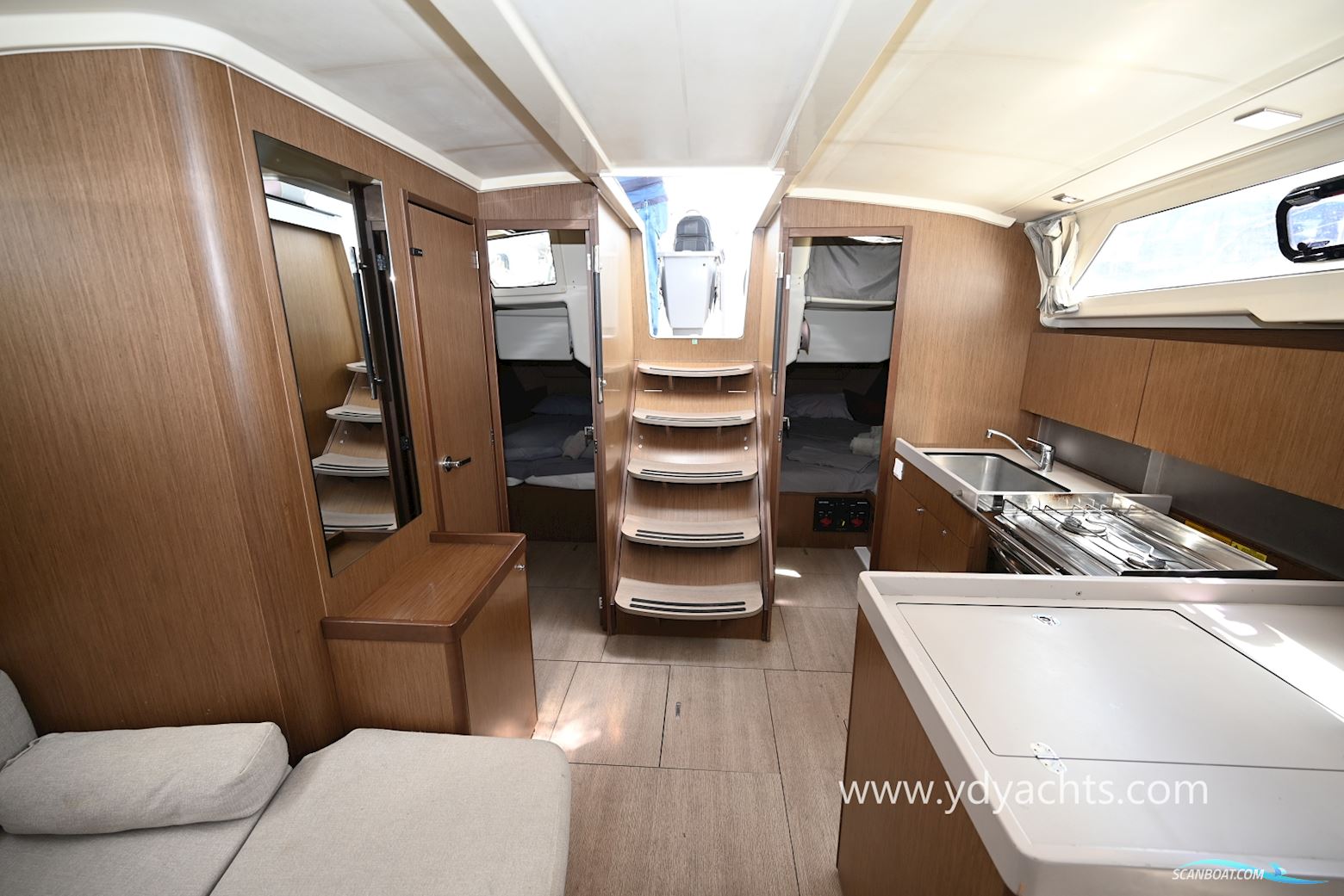 Beneteau Oceanis 41.1