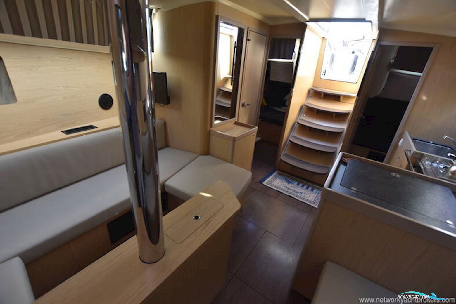 Beneteau Oceanis 42.1