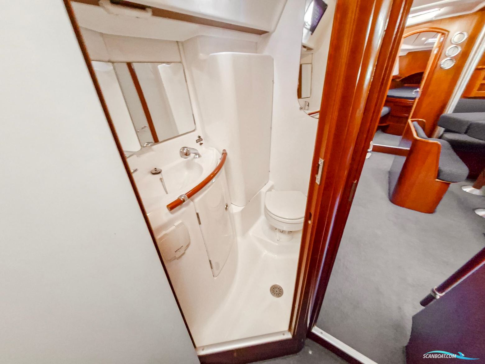 Beneteau Oceanis 423