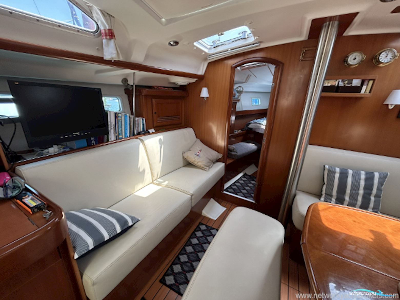 Beneteau Oceanis 423