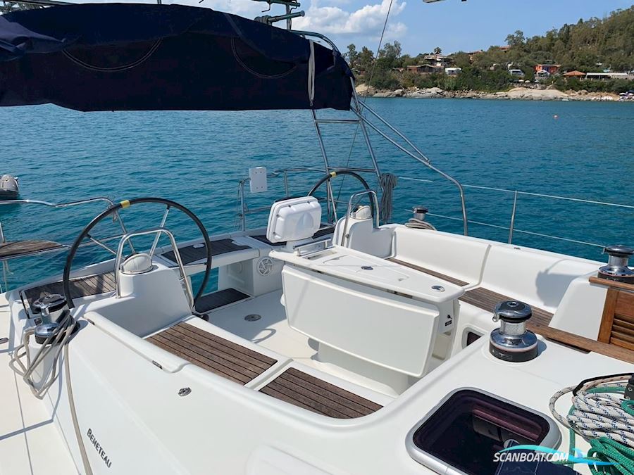 Beneteau Oceanis 43
