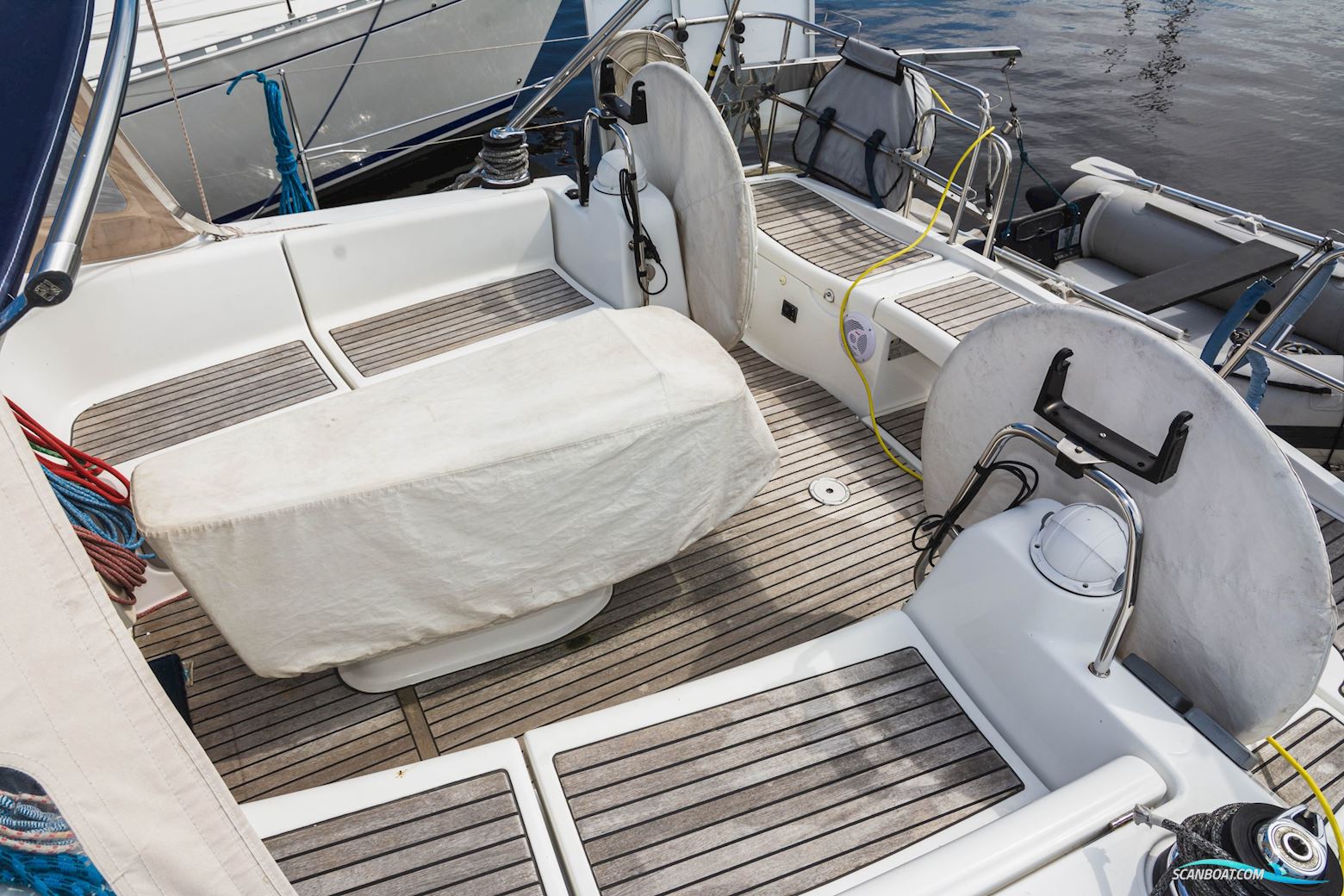 Beneteau Oceanis 43