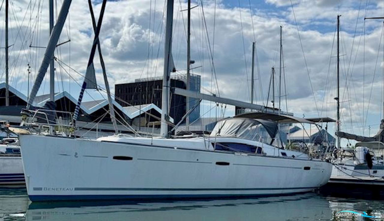 Beneteau Oceanis 43