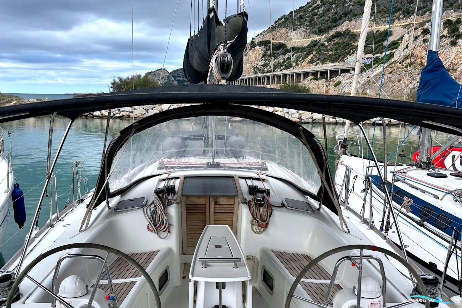 Beneteau Oceanis 43