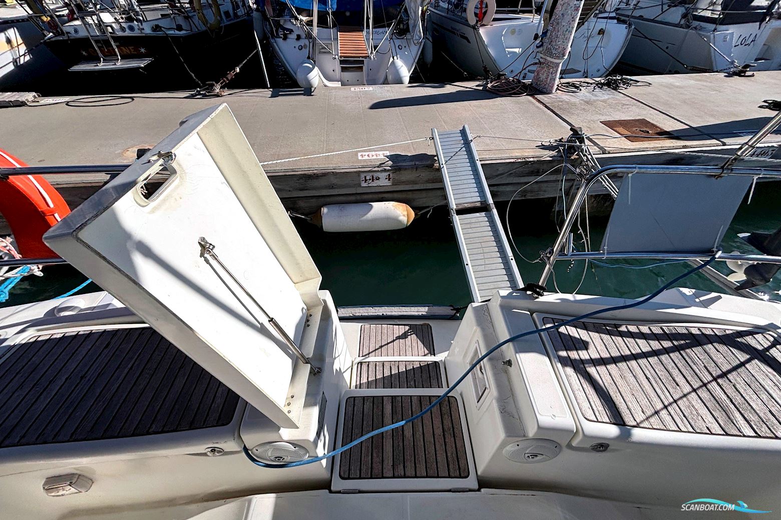 Beneteau Oceanis 43