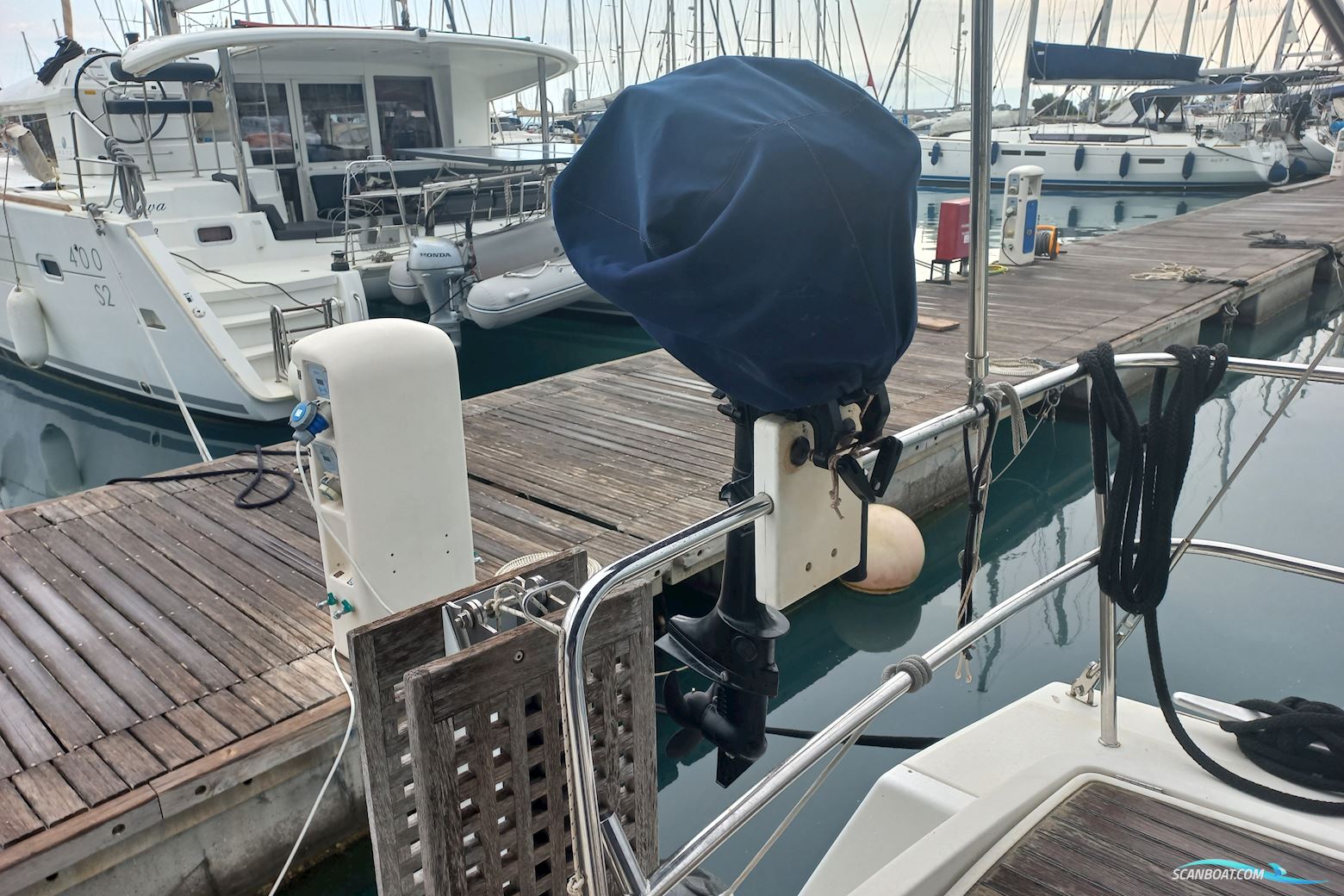Beneteau Oceanis 43