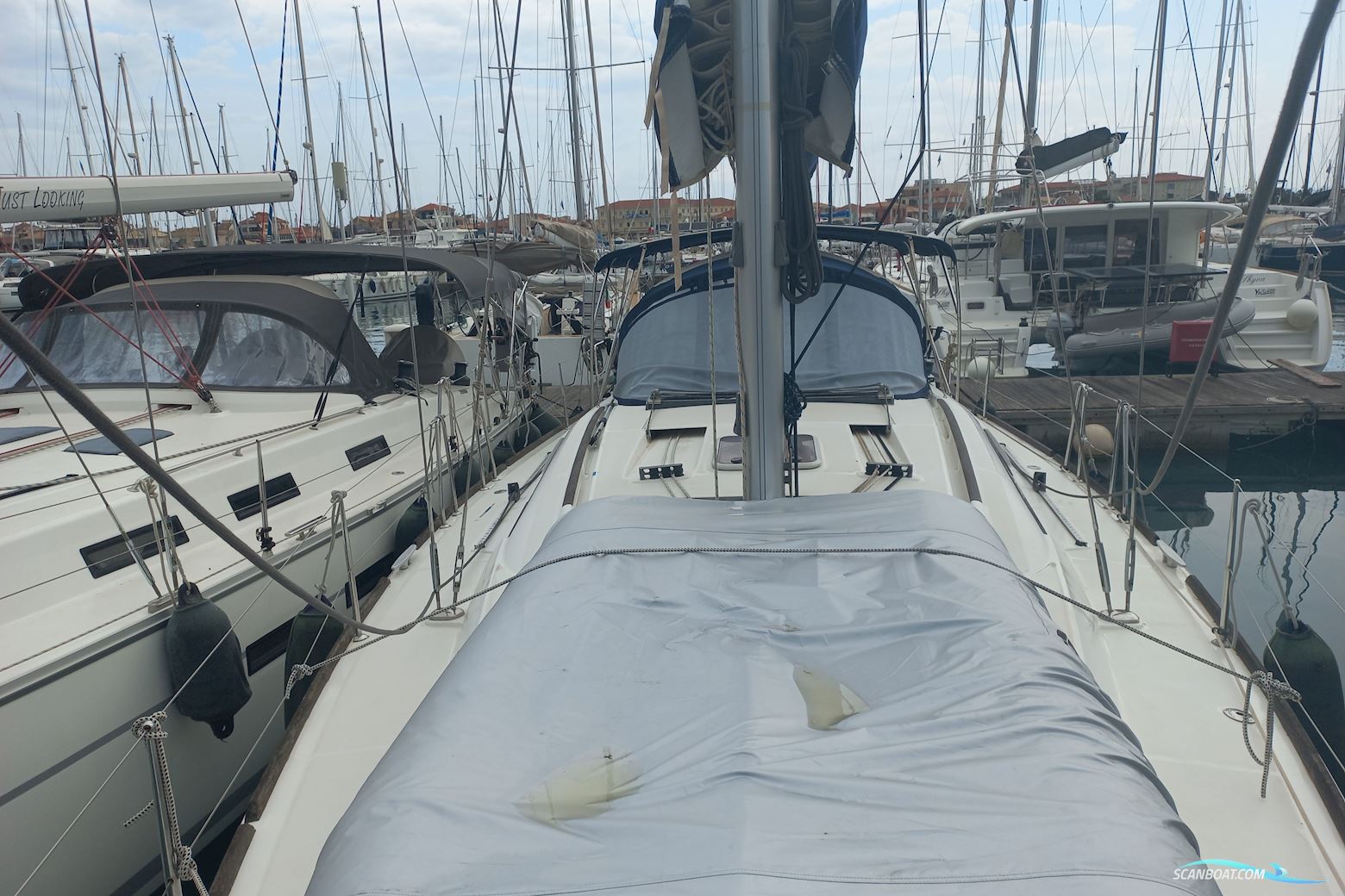 Beneteau Oceanis 43