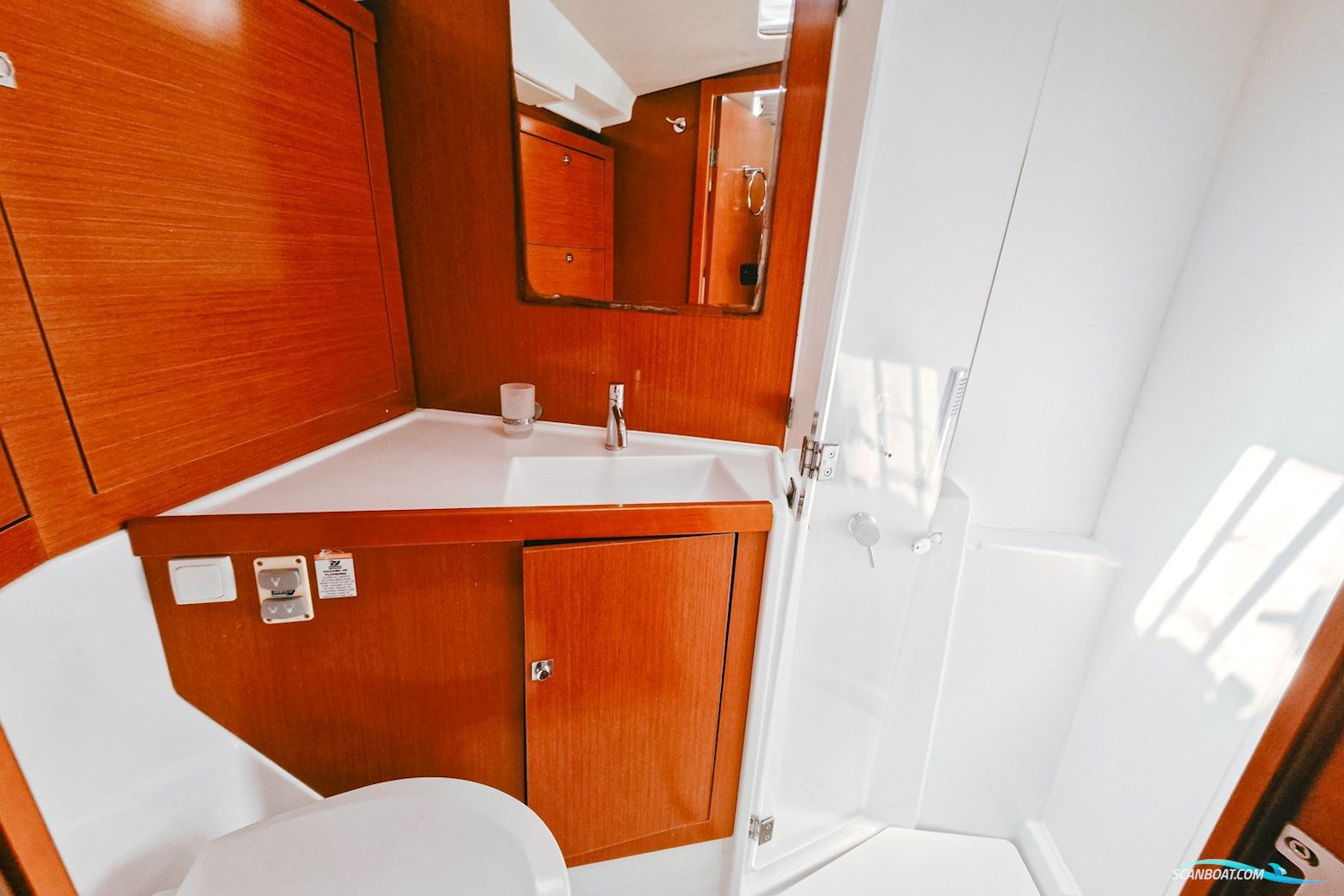 Beneteau Oceanis 45