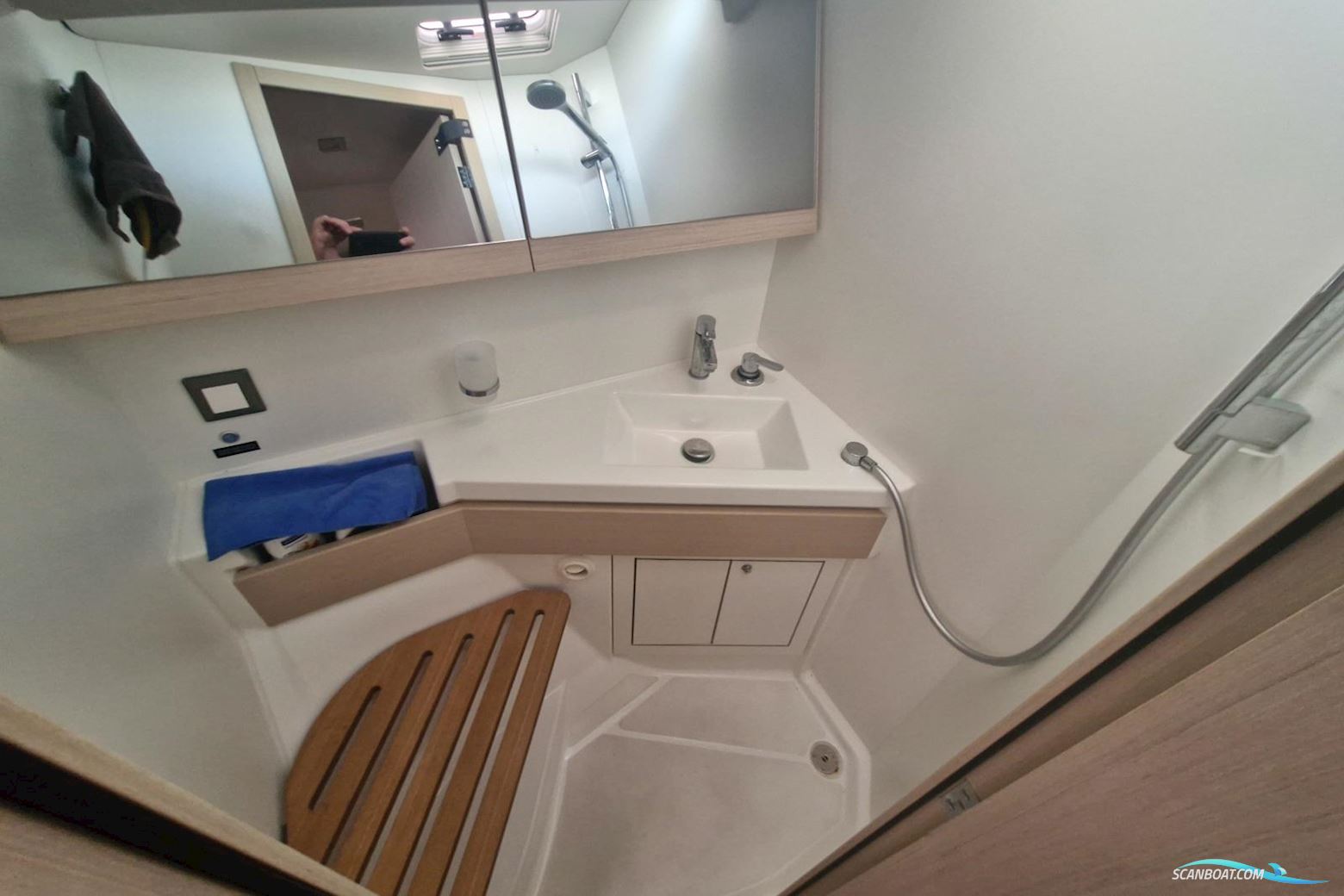 Beneteau Oceanis 46.1