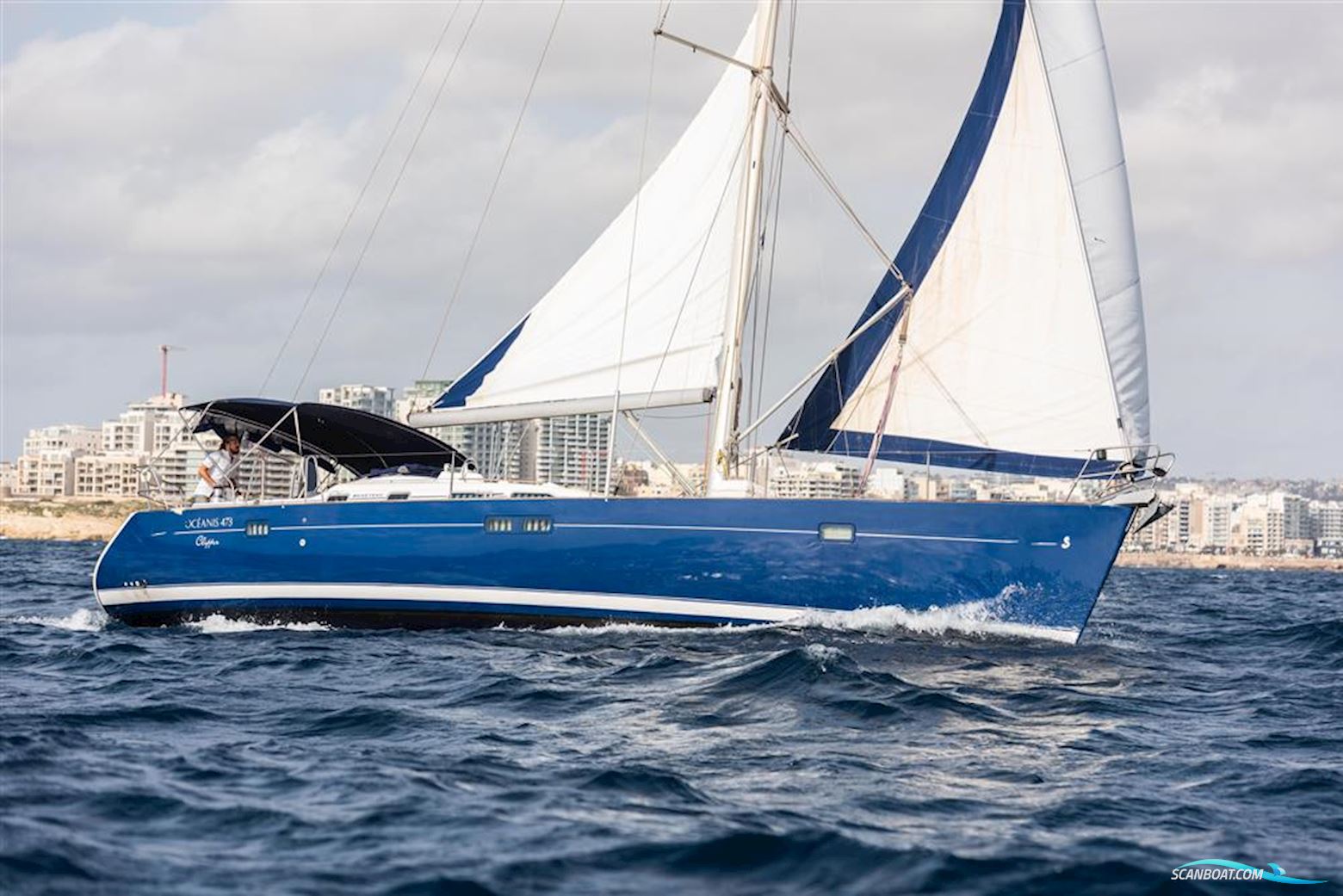 Beneteau Oceanis 473 Clipper Zeilboten 2001, met Volvo MD25 59Hp direct drive diesel engine driving 3 Blade, Bronze propeller motor, Griekenland
