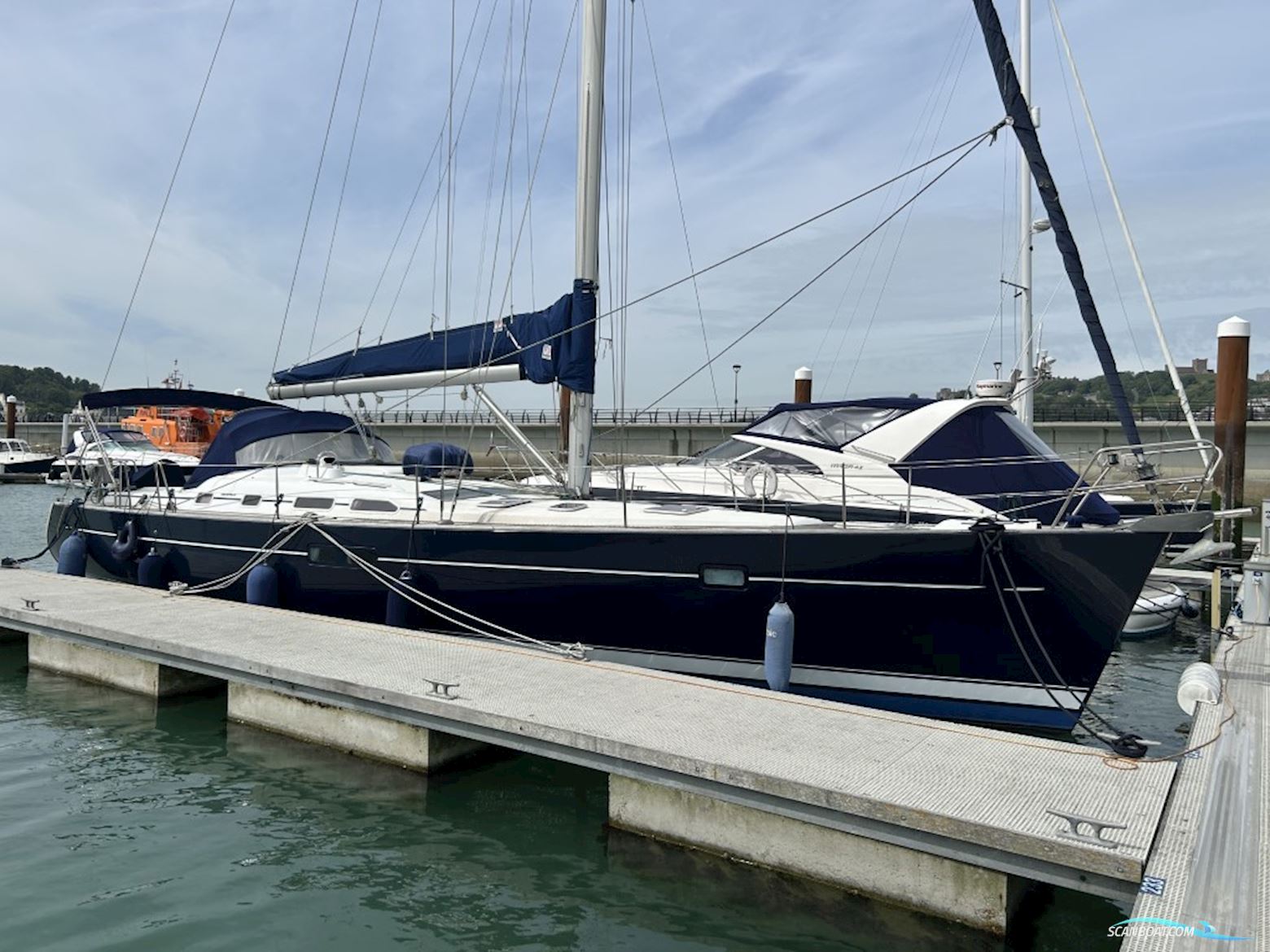 Beneteau Oceanis 473