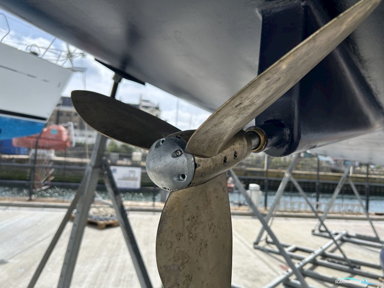 Beneteau Oceanis 473
