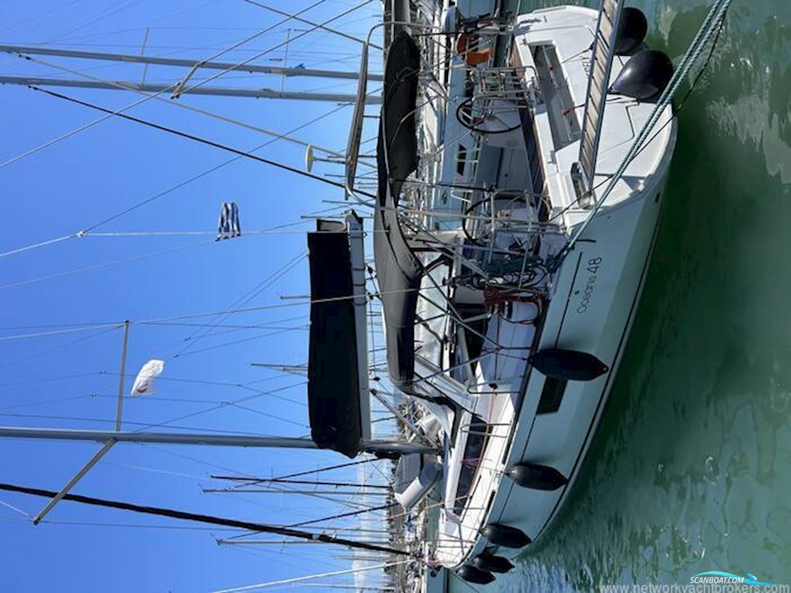 Beneteau Oceanis 48