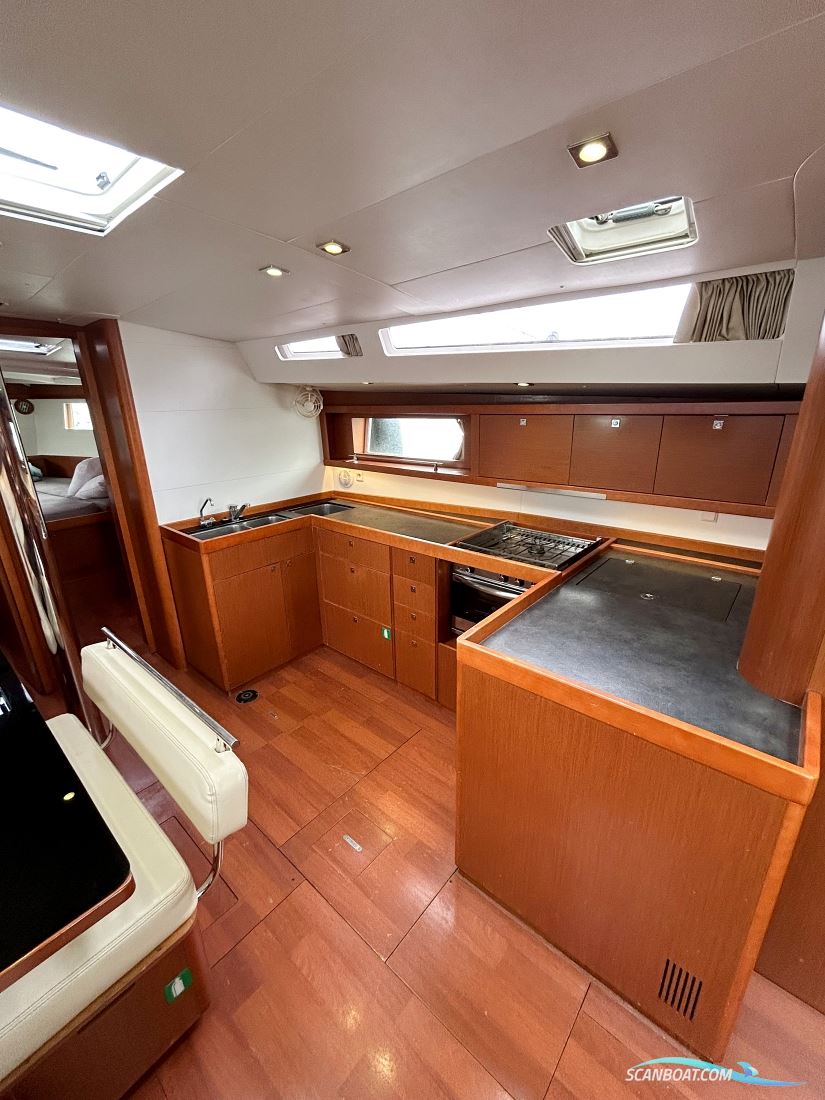 Beneteau Oceanis 48