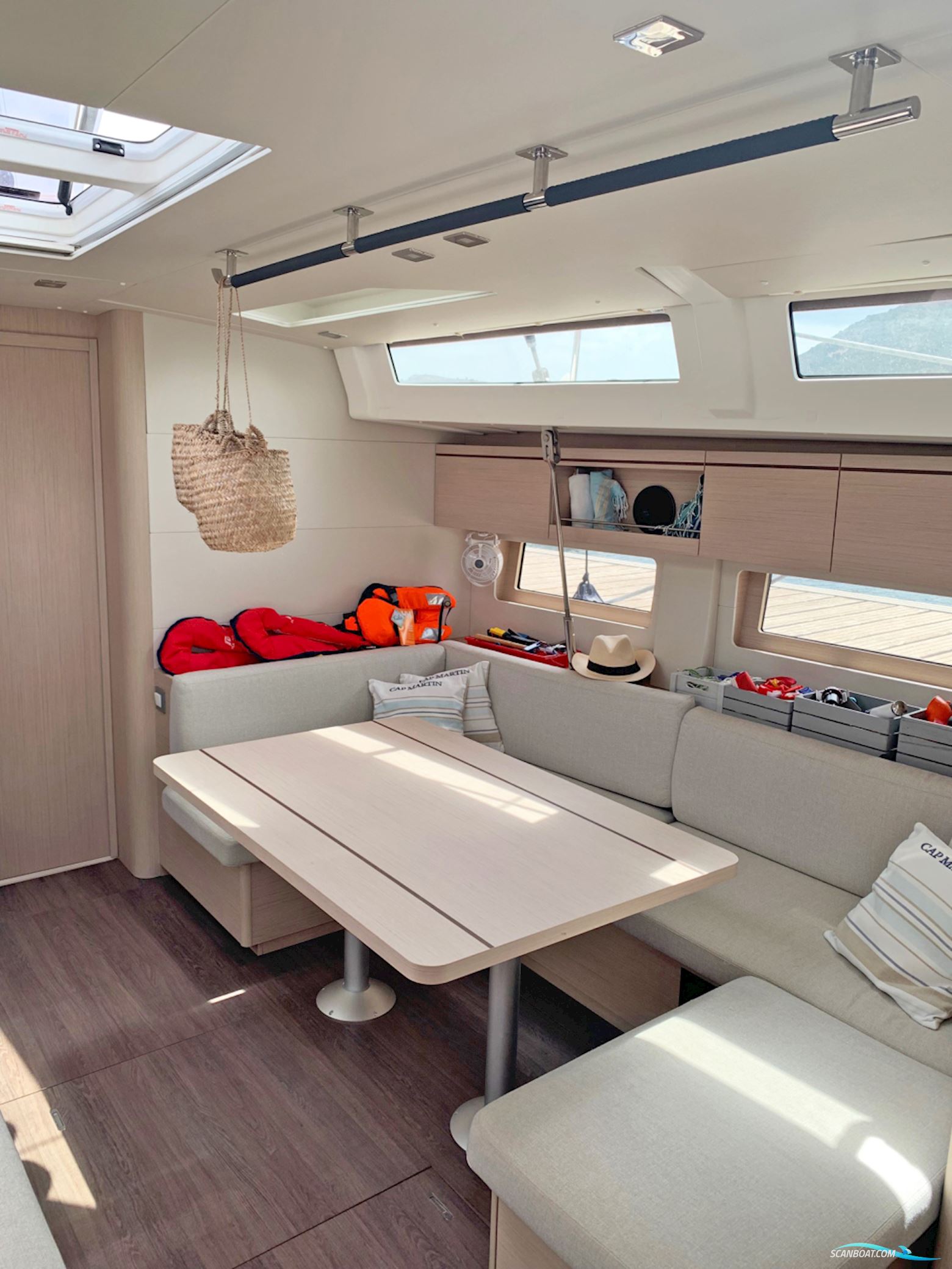 Beneteau Oceanis 51.1